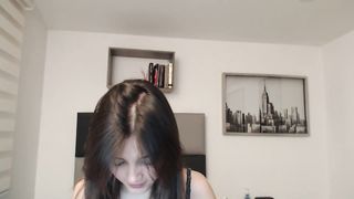 Nerdy Babe Spanking her Pale Ass until Gets Red