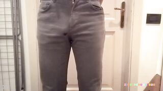 Ziopaperone2020 - PISS - I piss myself with my jeans on