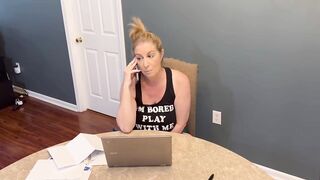 Curvy Milf Danni Jones Gets A Home Visit From Her Fit Masseuse