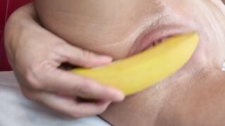 HILDE_FRENCH- UNE BANANE ME BAISE PROFONDEMENT PARTIE 3/4