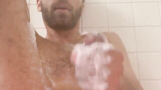 Large Dick Lightskin Feels Himself In His Shower