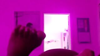 Toes_by_toni has toe curling orgasm from bbc step brother