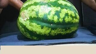 First time having sex with watermelon, I really wanted to try it. It was pleasant