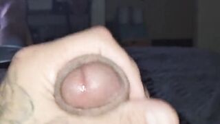 TimothyPLAYS loves to masterbate and cum