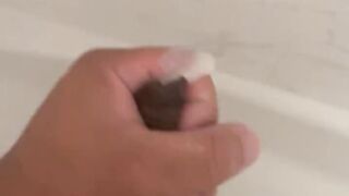 Teen guy horny in the shower!!! *Cumshot*