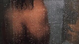 Watch me rub my big tits while I bathe