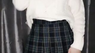 cutie accidentally pulled up her skirt