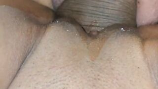 Casero de COMO GOZO una BBC // CLOSE UP sucking balls // COÑO MOJADO