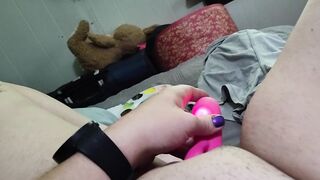 Solo vibrator masterbation