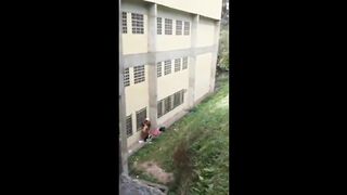 Busted student teen fucking casal fode atras da escola 18