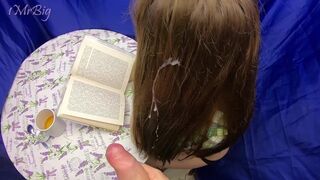 He Ymperceptibly Cum on Hair while a Girl Read a Book.