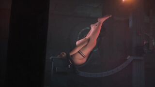 Lara Croft in the Orgasm Machine