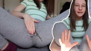 18yo TEEN SQUIRTING in my Leggins!!!