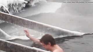 father and daughters ice dip