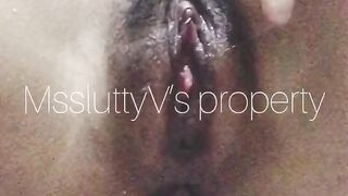 Mssluttyv Masturbating in the Bathroom