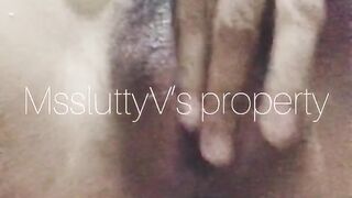 Mssluttyv Masturbating in the Bathroom