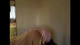 Muslim Kissing and Fucking Teen Boy while Husband Working