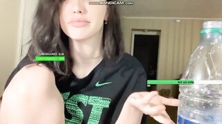 STREAMER JORDYBBYXO FLASHING BOOBS