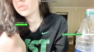 STREAMER JORDYBBYXO FLASHING BOOBS