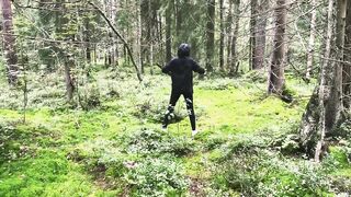 Quickly Horny and Cummed from Extreme Sex in the Forest