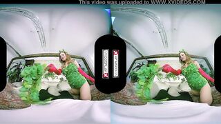 Poison Ivy XXX Cosplay VR - Stunning evil redhead gets her pussy smashed