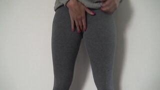 I Pee in my Leggings - Realblackkitten