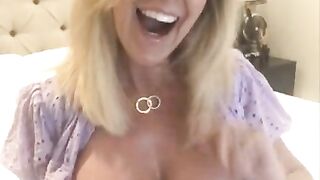 Brandi Love Rates my Cock in her Rate my Cock Contest on her Onlyfans!