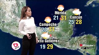 Gaby Lozoya Nalgona y Tetona En Blusa Blanca y Pantalon Negro HD