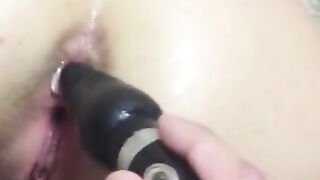 double shouting with painful anal brings bitch to orgasm