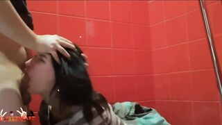 Slut Suck in Toilet