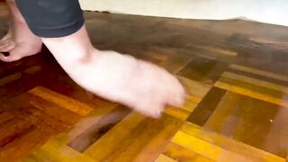 Slapping my Pussy to Squirting Heaven! Puddle on the Floor!