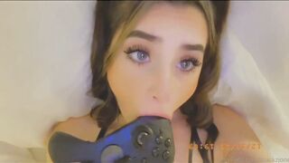 Tik Tok Thot Mackenzie Jones Sucks Xbox Controller Masturhub