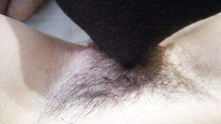 SHE LICKS MY HAIRY PUSSY CLOSE-UP, SPREAD HER LEGS AND LET ME LICK HER HAIRY PUSSY