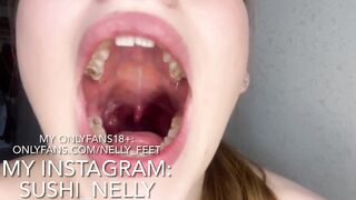 Onlyfans Girl Shows her Uvulu, Mouth and Tongue