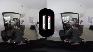 VR Sex With A Hot Catwoman Carmen Caliente Only on VRCosplayX.com