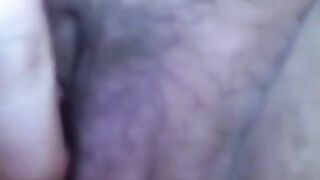 Bbwbootyful rubbing bullet vibrator on my hard clit