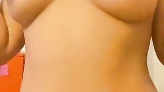 Aafnai Boobs Samauda Ni Kya Maza Aaune Baai(आफ्नै दुध समाउदानी क्या मजा आउने बाई)