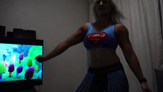 Super Girl Show Off