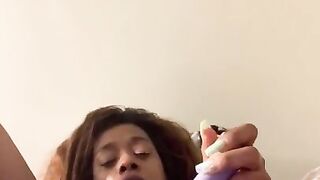 WATCH NOW SEXY EBONY N LATINA MILF COMES HARD FROM CLIT VIBRATOR