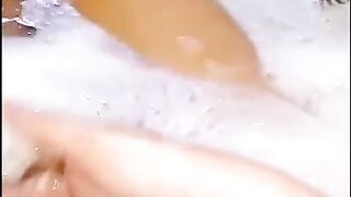 Webslut Webwhore SarahSkinny1991 Video Badewanne Mix Exposed