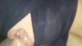 Arab milf Stepmother Sucks Son's Dick To Relax, Has A Big Ass بتمص زبر إبنها عشان يجيب لبنه في فمها