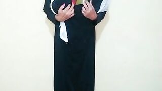 Busty chechen girl in hijab gets fun and bursts a balloons with high heels