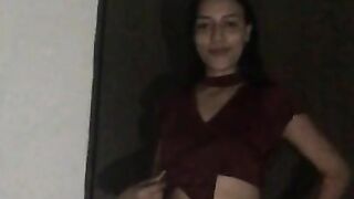 My cousin's bitch sends me a video dancing and showing her vagina