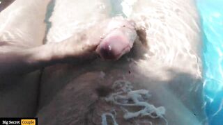 handjob in pool, huge underwater cumshot and lots of sperm