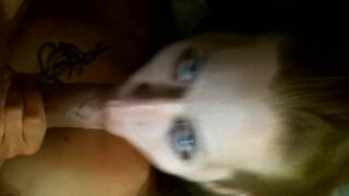 webslut Nicole lovs cum on her face