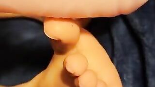 Cum play with my feet daddy