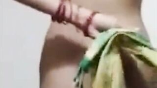 Indian Girl Pussy Fingering and Talking Dirty