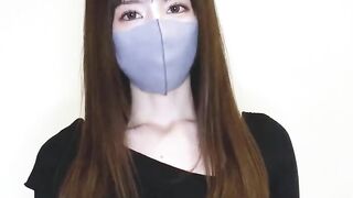 Japanese Cosplayer pull off her shorts and try on haul