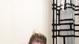 Bbw double fucks herself in bathroom