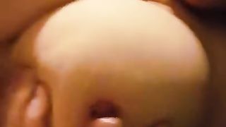 Frend coming on wife tits